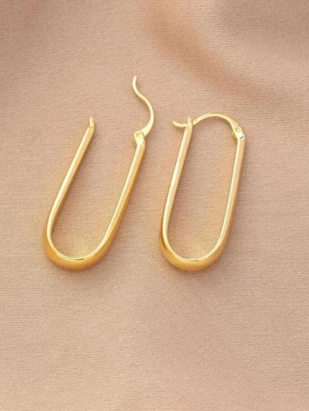 Gold Hoop Earrings Q308